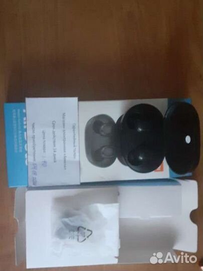 Беспроводные наушники новые