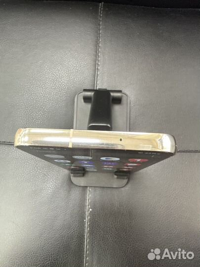 Samsung Galaxy S23, 8/256 ГБ