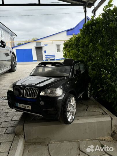 Детский электромобиль bmw