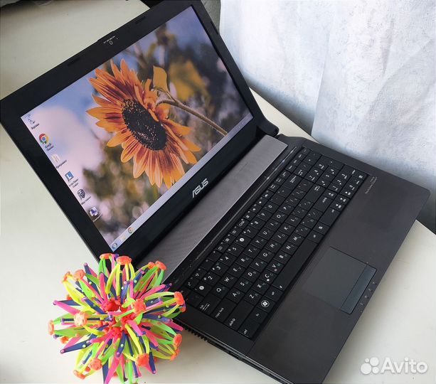Ноутбук asus i5/4 ядра/две видеокарты