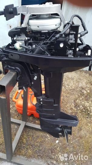 Мотор Tohatsu 9.8