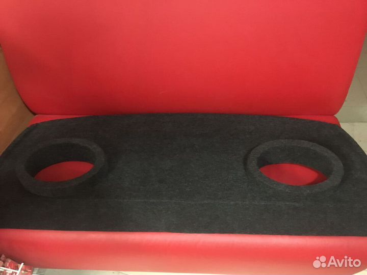 Полка акустическая задняя на Веста седан