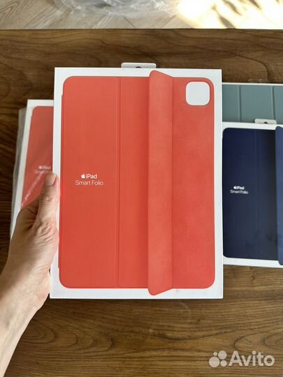 Чехол Apple iPad Smart Folio 11