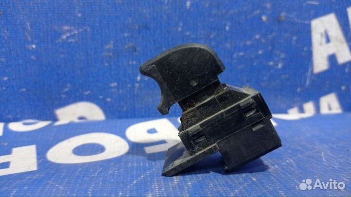 Кнопка стеклоподъемника Chery Bonus A13 седан