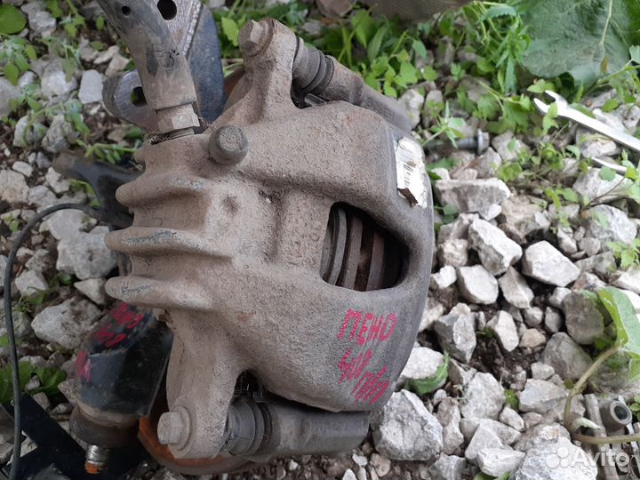 Peugeot 408 1.6 АКПП суппорт передний левый.правый