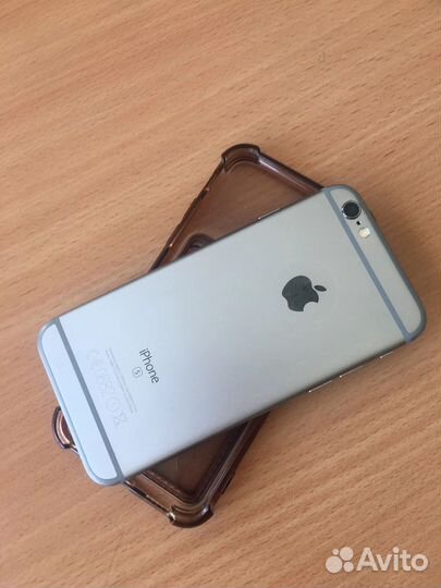 Телефон iPhone 6s