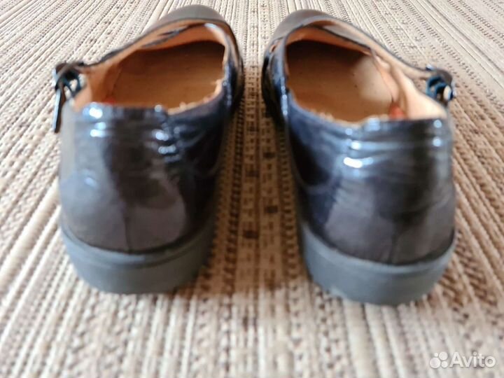 Туфли женские