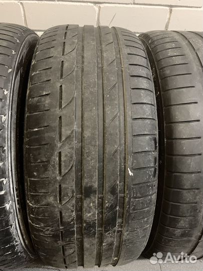 Bridgestone Potenza S001 245/40 R20 и 275/35 R20 99Y