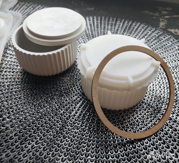 Силиконовые формы для гипса, бетона и смолы