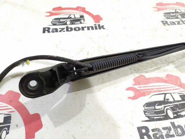 Дворник лобового стекла передний левый Mercedes