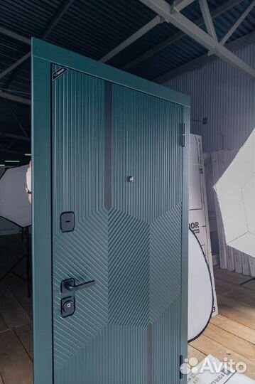 Двери/ Входная дверь /Квартирная дверь /Пальмира