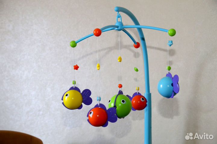 Детский мобиль в кроватку