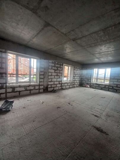 2-к. квартира, 63 м², 4/10 эт.