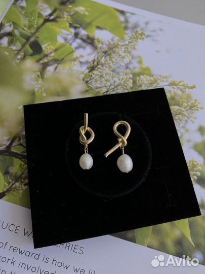 Серьги с жемчугом (бижутерия)