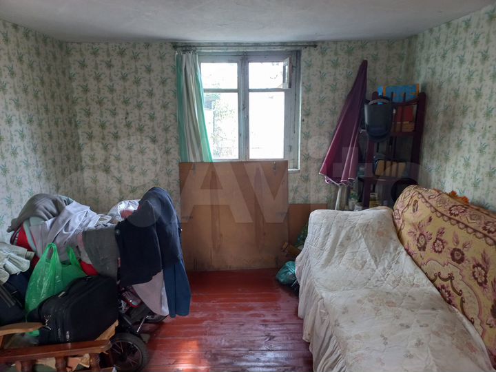 Дом 25 м² на участке 6 сот.