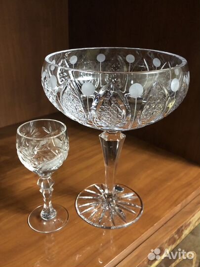 Ваза для фруктов хрустальная