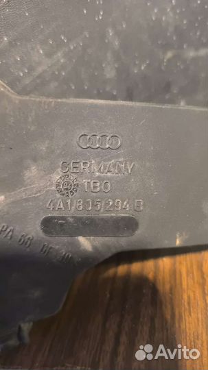 Кронштейн левый Audi 100C4 4A1805294B