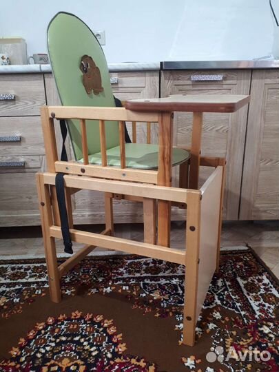 Стульчик для кормления