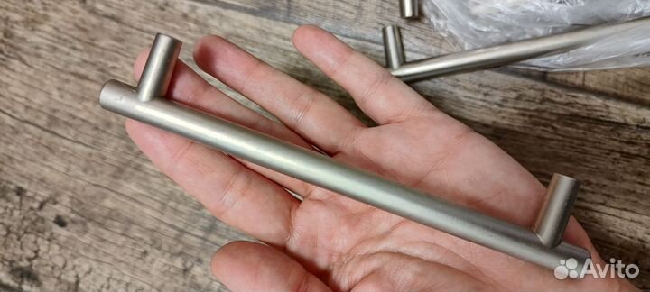 Мебельные ручки