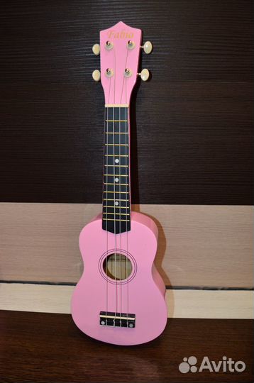 Укулеле - сопрано (новая), в заводской коробке