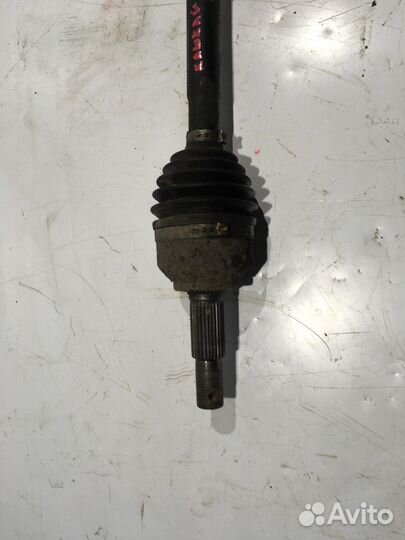 Полуось (привод) правый (Nissan Qashqai)