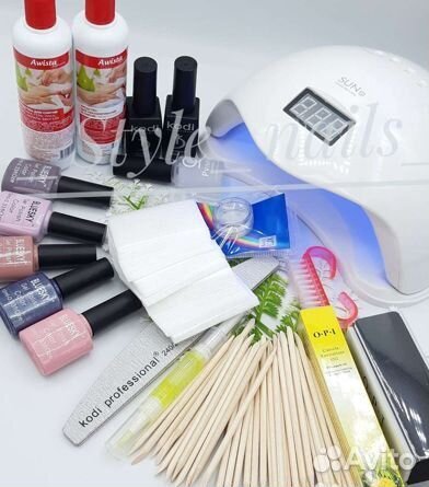Набор для маникюра стартовый для новичка