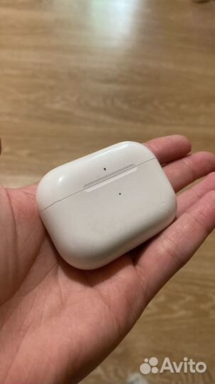 Apple airpods pro 2(без наушников)