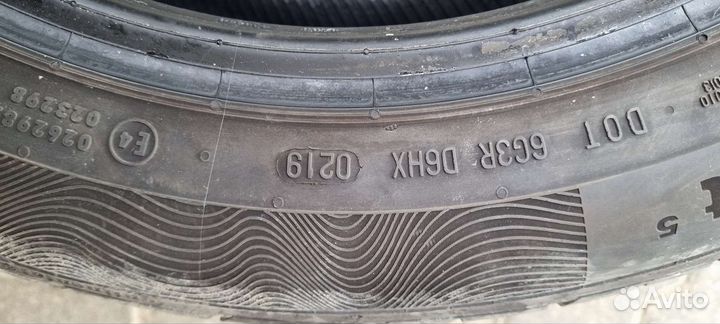 Continental ContiPremiumContact 5 215/55 R17 94