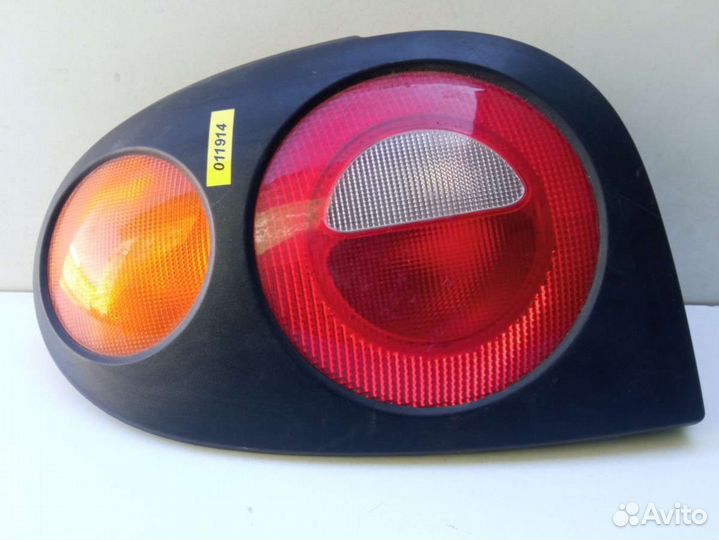 Фонарь задний левый Renault Megane 1