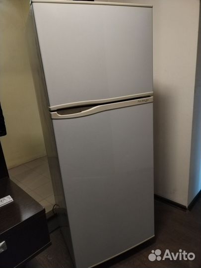 Холодильник Шарп японская 2016 г