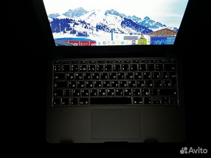 Apple Macbook Air 11 mid 2012