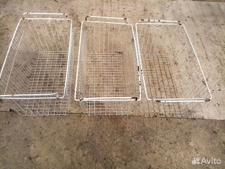 Корзины и полки холодильника