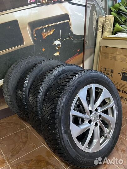 Michelin Latitude X-Ice North 225/60 R18