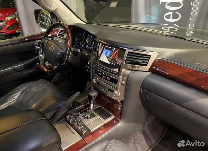 Lexus LX 5.7 AT, 2015, 224 967 км