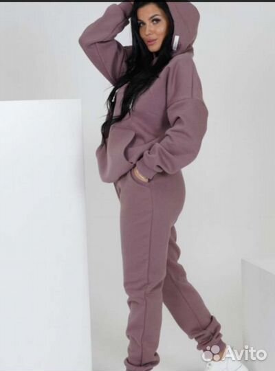 Женский спортивный костюм 48