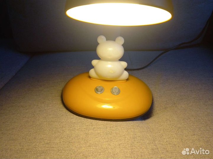 Лампа настольная