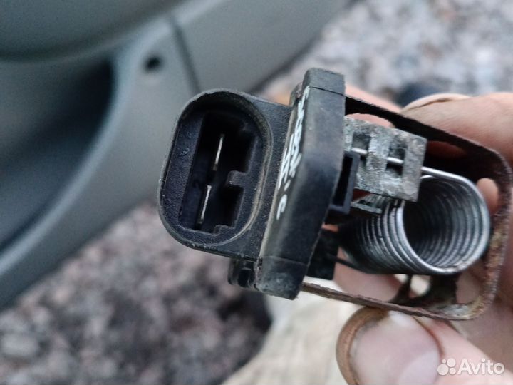 Реастат печки renault