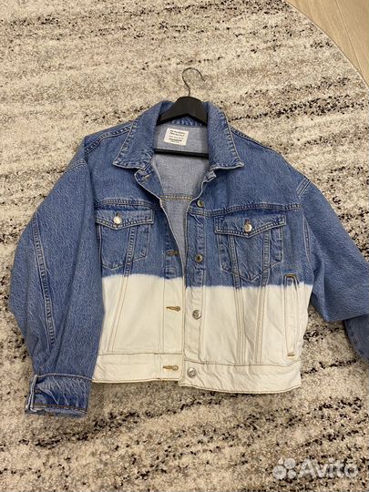 Джинсовая куртка pull bear