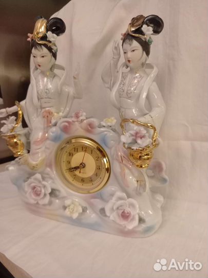 Часы фарфор