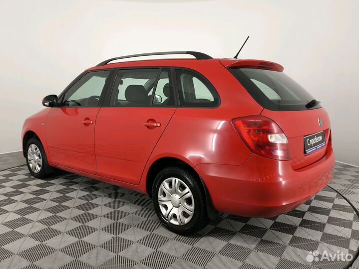 Skoda Fabia 1.6 МТ, 2011, 72 665 км
