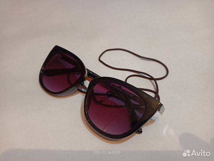 Очки солнцезащитные