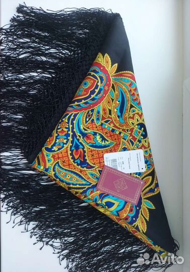 Павловопосадский шерстяной платок