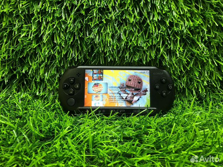 Портативная приставка PSP E1003 (Прошитая)