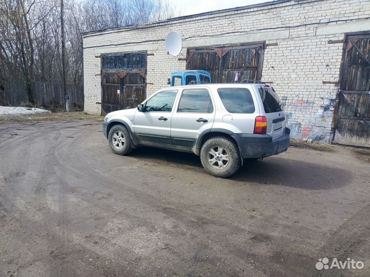 Ford Maverick 2.3 МТ, 2004, 261 407 км