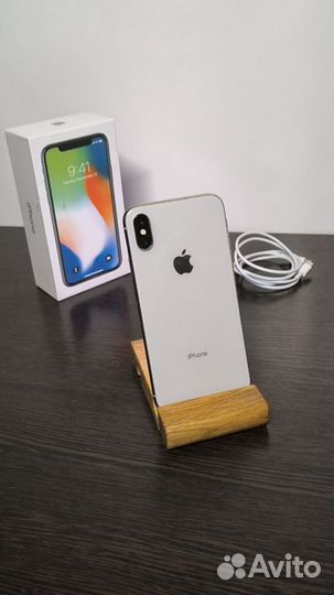 iPhone X, 64 ГБ