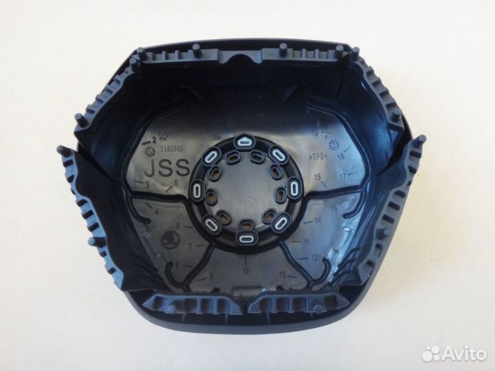 Заглушка руля Skoda Rapid 2019