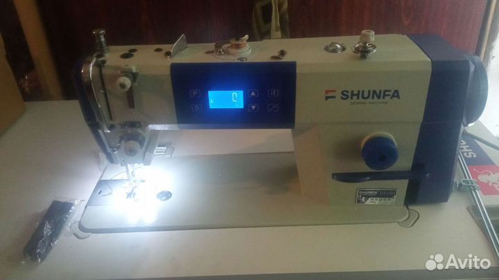 Швейная машина