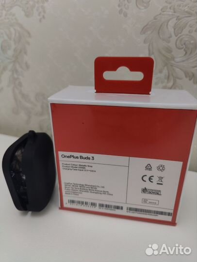 Беспроводные наушники OnePlus Buds 3 + чехол