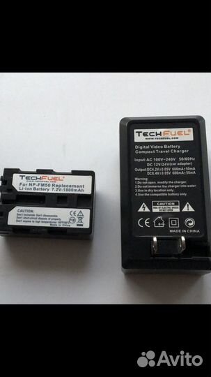 Sony Cyber-Shot DSC-R1