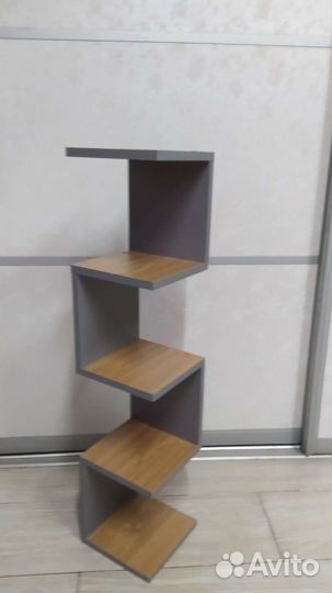 Полка угловая200 на 200 мм высота880 мм. 20 цветов